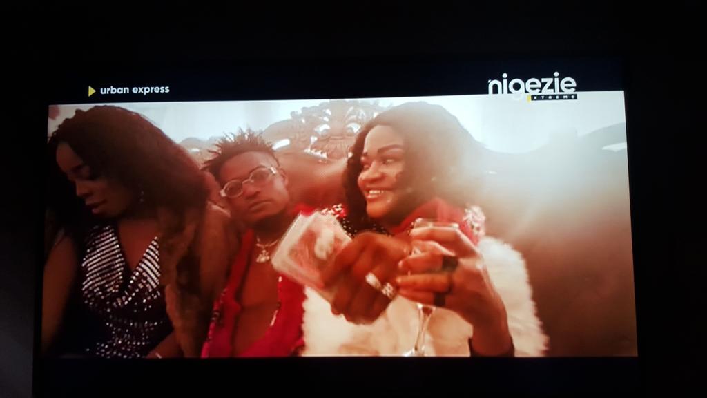 MMLTPromotions's tweet photo. #Urbanexpress on Nigezietv #Nowplaying @Banjojamisi #Shawty Ft @iamstringo cc @iAlhajisneh https://t.co/ofV0BZOu31