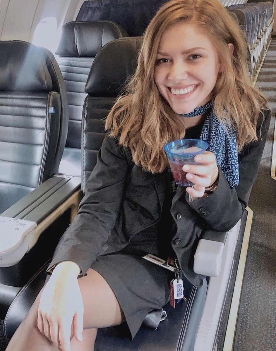 HotAirHostesses's tweet photo. gorgeous Trolley Dolly
📸 @miss.sallymac

#CabinCrew #Uniform #Tights #Legs #Heels #HighHeels #Pantyhose #Stocking #Nylon #Feet #feetpictures #flightattendant #Sexy #Skirt #Smile #RT #Girls  #Azafata #CabinCrewLife #Sheer #Follow #Fashion #Instagram #United #Mesa #beautiful https://t.co/C1HEpb1EBl