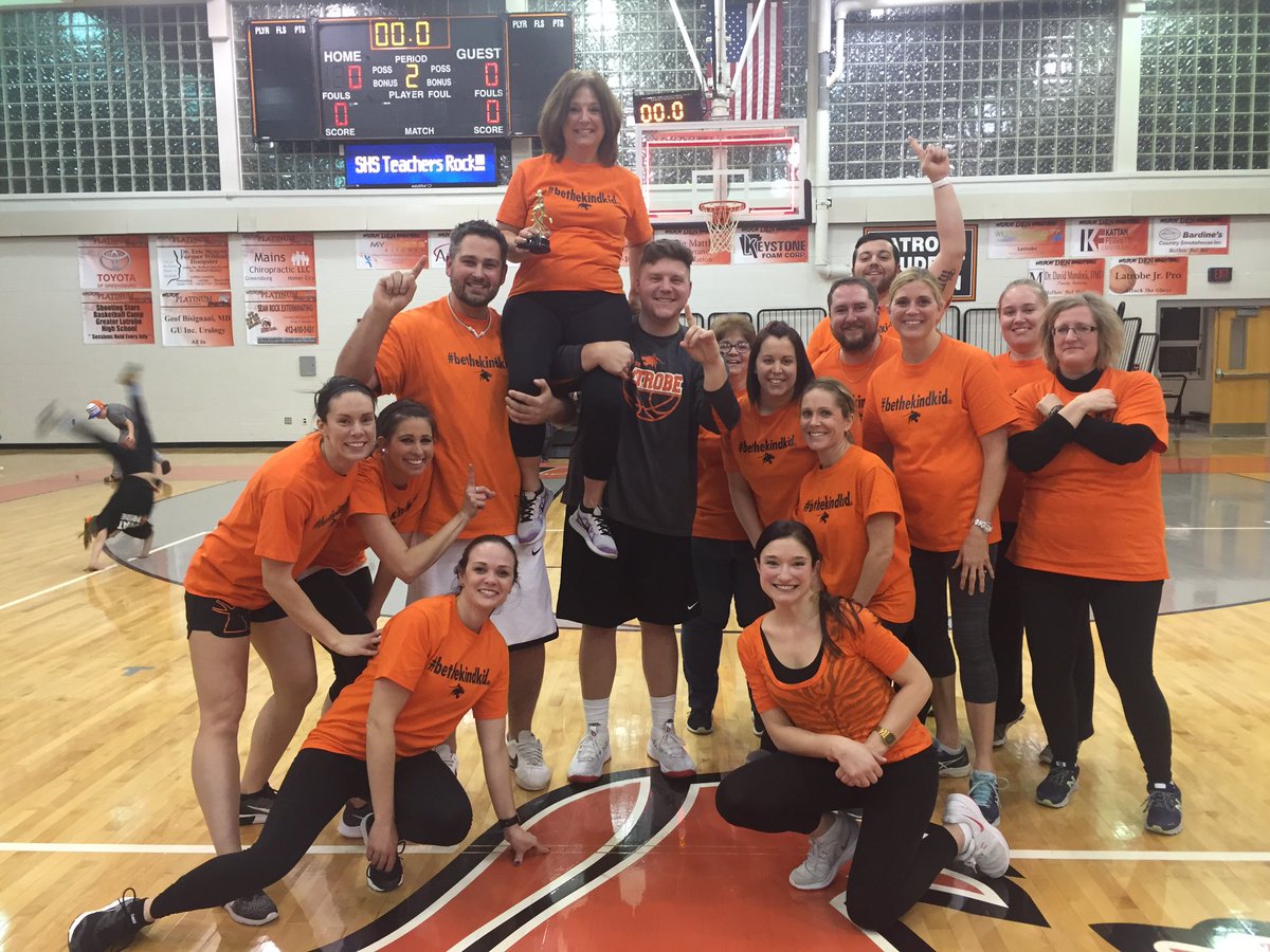 LES brings home the First Place trophy in Battle of the Faculties! Congratulations! #LES #WeLoveToCompete