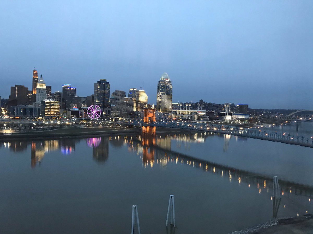 DB_CoachCoombs's tweet photo. Sun coming up on one of the most beautiful places in the world, the Queen City!  Planting flags back home!  #whatcouldbebetterthanthat? #Buckeyeshavebeenkillingitinmytown #justtryingtokeepup! #mightevensneakinapeekonsomegrandkidsthisweekend! #Luckyman #GoBucks https://t.co/1k9UCodSew