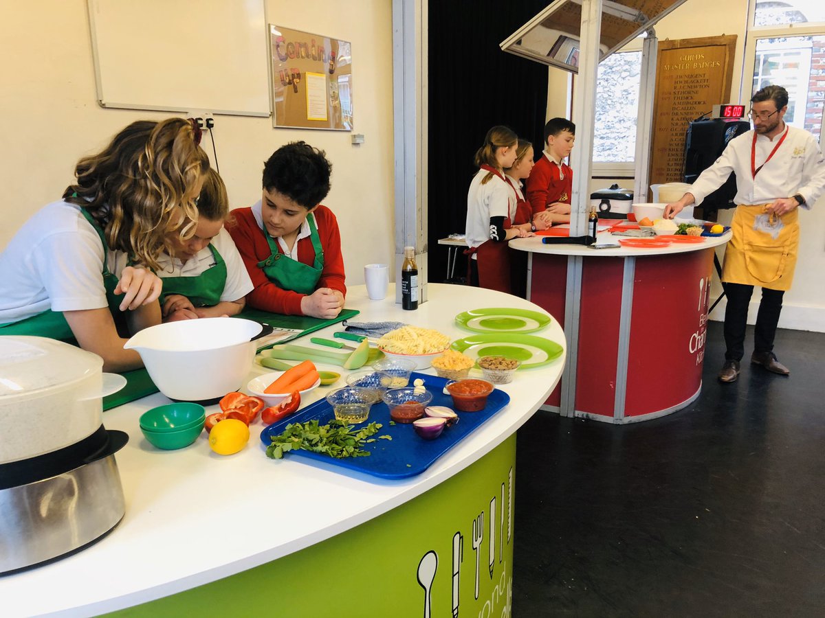 ThePrebendal's tweet image. Meanwhile, back at school, this week’s #Quadrivium session for Years 6-8 is “The Flavour Factor”, learning about healthy food choices and seeing which team creates the tastiest meal. On your marks, get set, COOK! #EducationforLife @psbacc @Chartwells_UK