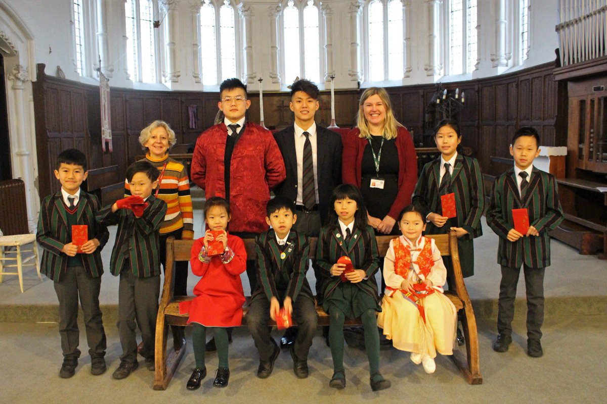 PlymouthCollege's tweet photo. Two Sixth Form pupils gave an excellent presentation in assembly this morning about traditions that happen at Chinese New Year and the origin of the Chinese Zodiac. Prep school pupils then took to the stage to tell us about their favourite traditions
#PlymColPrep #PlymColEnrich https://t.co/RJcIJLSypo