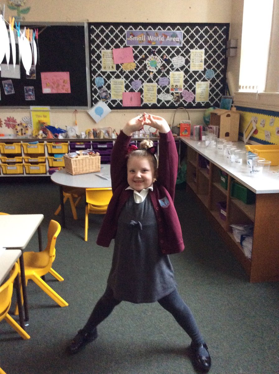 EllisonPrimary's tweet image. The Early Years Yoga Club enjoyed their second yoga session, where we learned some more new yoga moves and finished the session very relaxed. #EllisomEYFS #EllisonSMSC
