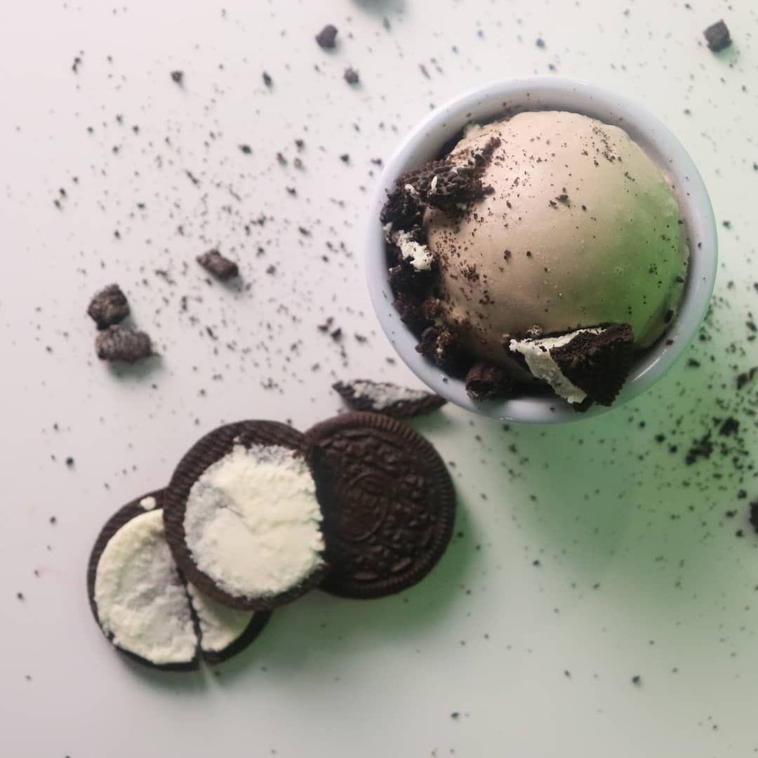 Oreo by themselves is a treat but this Oreo flavoured ice cream is just something else.

#dessert #food #foodie #instafood #foodporn #yummy #yum #delicious #sweet #instagood #tasty #eeeeeats #icecream #creamerytwist #romford #essex #oreos #oreocookies