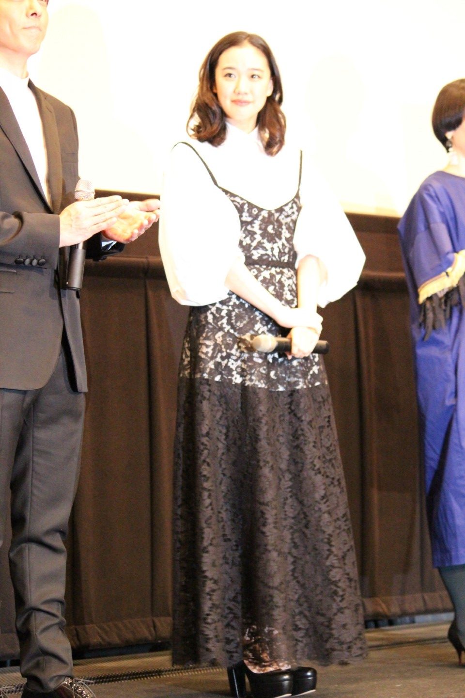 ふうき 本日行われた映画 ロマンスドール Romancedoll初日舞台挨拶の蒼井優さんの衣装です 蒼井優 T Co Vxbpwvmewa Twitter