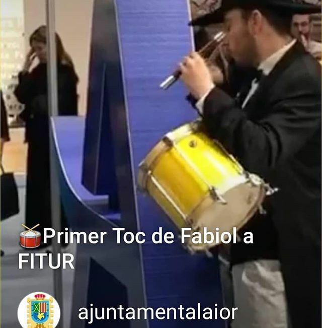 Primer toc de flabiol a #fitur2020 !!! ift.tt/37oE49d