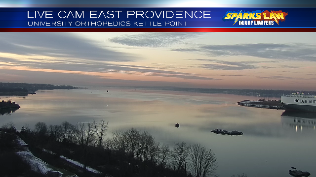 michmuscatello's tweet photo. The view down the bay from #KettlePoint is so peaceful this morning. It looks like a watercolor painting. #EastProvidence #RIwx #MAwx #WPRIweather https://t.co/EJF4Vn7ClA