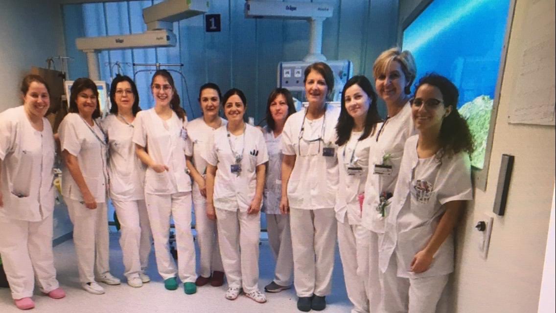 EdublogEnf's tweet photo. La REA del HCU de Valladolid ha logrado un proyecto becado por la Gerencia Regional de @Salud_JCYL liderado por enfermeras para llevarse a cabo en 2020. El abordaje del dolor es una prioridad y requiere un cuidado individualizado 👏🏻👏🏻👏🏻#NursingNowCyL #NursingNow #NursingNow2020 https://t.co/giYtLIrOgw