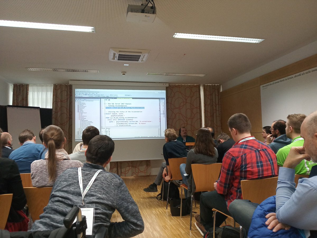 Dennes's tweet image. Full room for me too, talking about #querystore #sqlsatVienna
