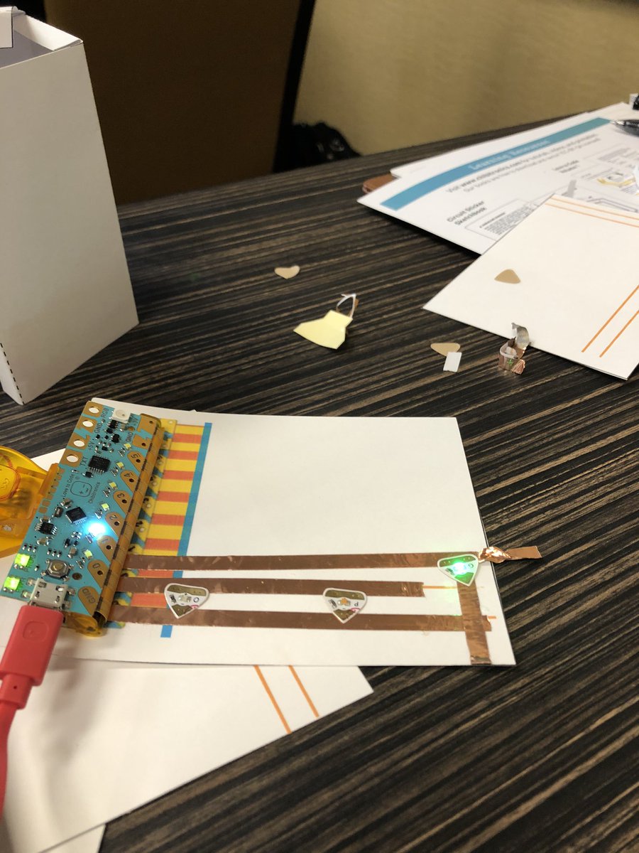 JISD_Elementary's tweet photo. Enjoyed trying my hand at building circuits and coding them. #chibichip #trysomethingnew https://t.co/HO9Jx2v9x1