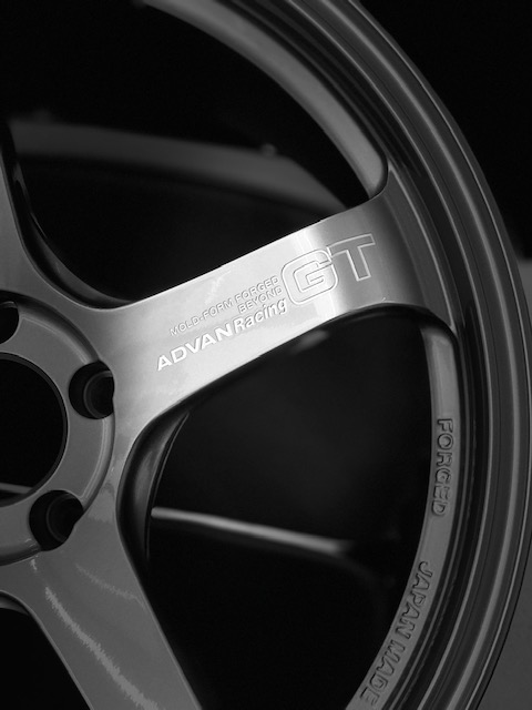 タイヤガーデン札幌厚別 遂に届きました 追加展示予定の Advanwheel このホイールの展示は25日26日だけ お近くの方も そうでない方も タイヤガーデン厚別店へｇｏ タイヤガーデン ヨコハマタイヤ お待ちしてます 天候が不安 てるてる坊主