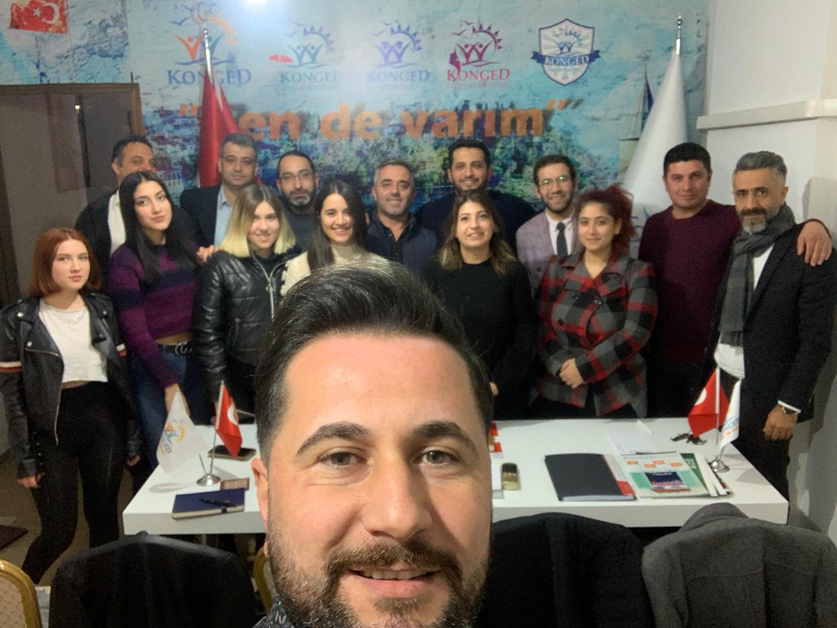 gurhan__sahin's tweet photo. Haftalık yönetim kurulu toplantımızı büyük bir heyecan ve konsantrasyonla gerçekleştirdik.

Onursal Başkanımız Alper ALVEROĞLU’nu ağırladığımız toplantıda yakın dönemki hedeflerimizi konuştuk.

KONGED, Antalya sorumluluğu ile yolunu devam ediyor.
#kongedorg
#bendevarım https://t.co/PyJ303yrP1