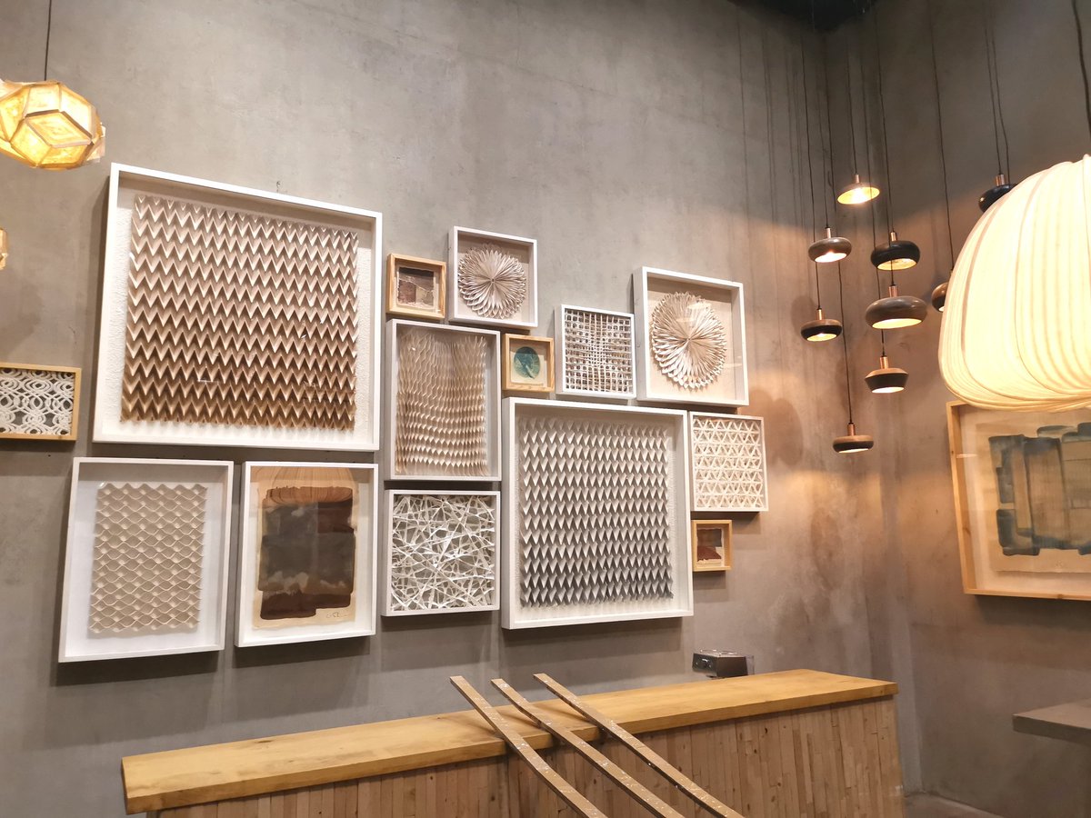 198cmXP's tweet photo. 【募集】紙製品の工房で働ける日本人

職種：販売管理など
場所：タガイタイ
時間：8:00~17:00
年齢：40歳以下
給与 ：P60,000~P80,000
条件：日常英会話、一般的なPCスキル
福利：社宅無料、希望者は英語レッスン受講可能

クリエイティブな仕事に興味がある人。田舎で暮らしたい人向け🌴 https://t.co/xMZTxeynZM
