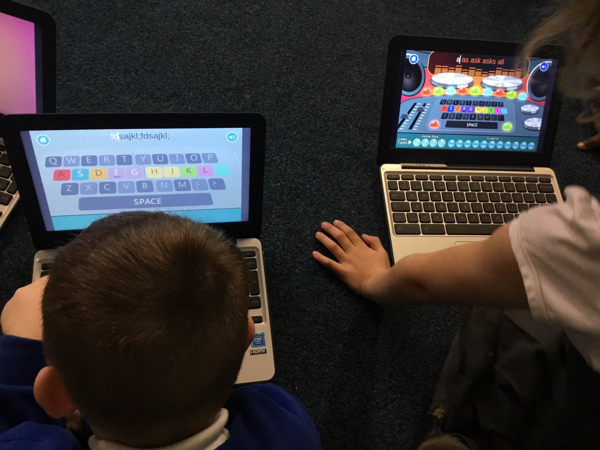 CoedGlas2025's tweet photo. This week, Year 1 have been improving their @CoedGlasDigital skills, by learning the QWERTY keyboard during COOL and #PlannerTime
#CGdcf1 https://t.co/OkCXoNsxrI