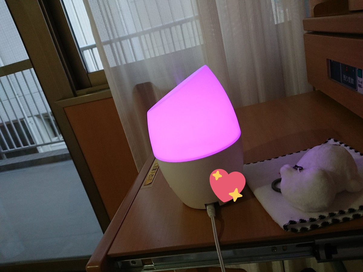 renmei56's tweet photo. アロマディフューザー、オレンジの香り🎵 色も変わって癒される～～ヽ(´▽`)/ https://t.co/9kZhkVTDJ5