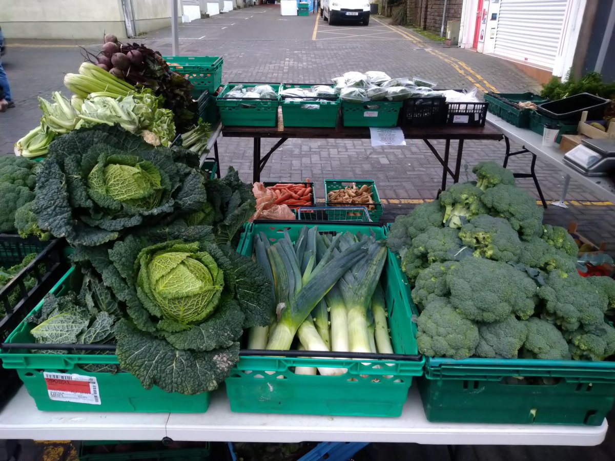 RatheniskaFarm's tweet photo. Beautiful locally grown chemical free veg avaialble at Portlaoise Market this morning #farmersmarket #portlaoise #laois #farmtotable #loyaltolocal #eatclean #eatgreen #eatlocal https://t.co/ckyyZI5eGT