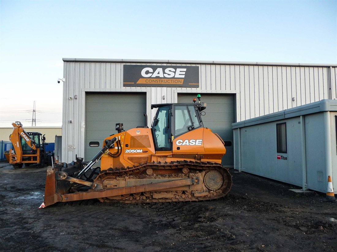 EarthmoversMag's tweet photo. First CASE Certified Used machine hits the market. 

Full story here ⬇️
https://t.co/fkUpz0rtAD

-----
#earthmoversmagazine #earthmovers #construction #plantmachinery #dozer #case #caseconstruction https://t.co/mpyhn9NTz0