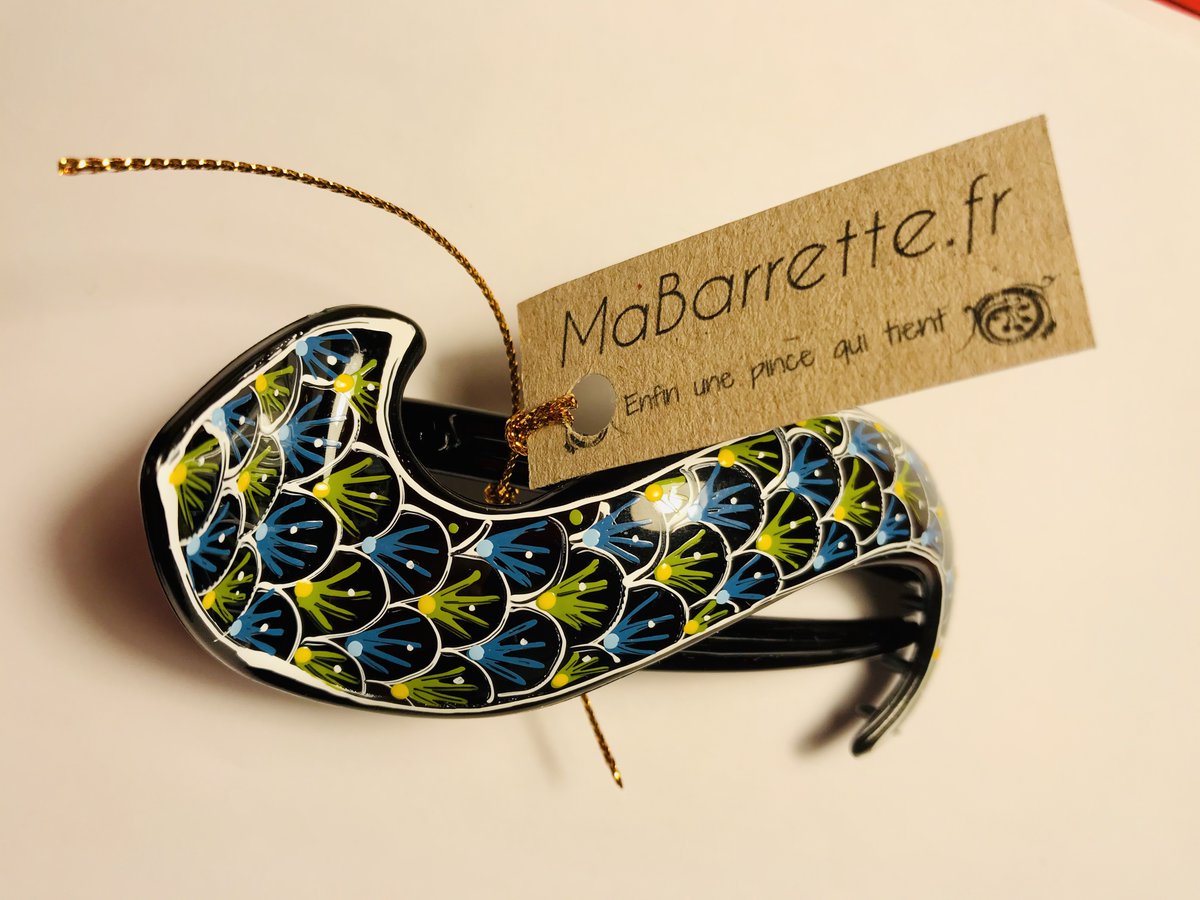 LayracL's tweet photo. Lancement de https://t.co/UhcKWS8IWR 
Découvrez un #accessoiredemode revisité avec des #barrettes peintes à la main, vous aimerez les illustrations artistiques et uniques !

#NEW #creativity #hairandbeauty #peinture #femmes https://t.co/9GOkAu9eWj