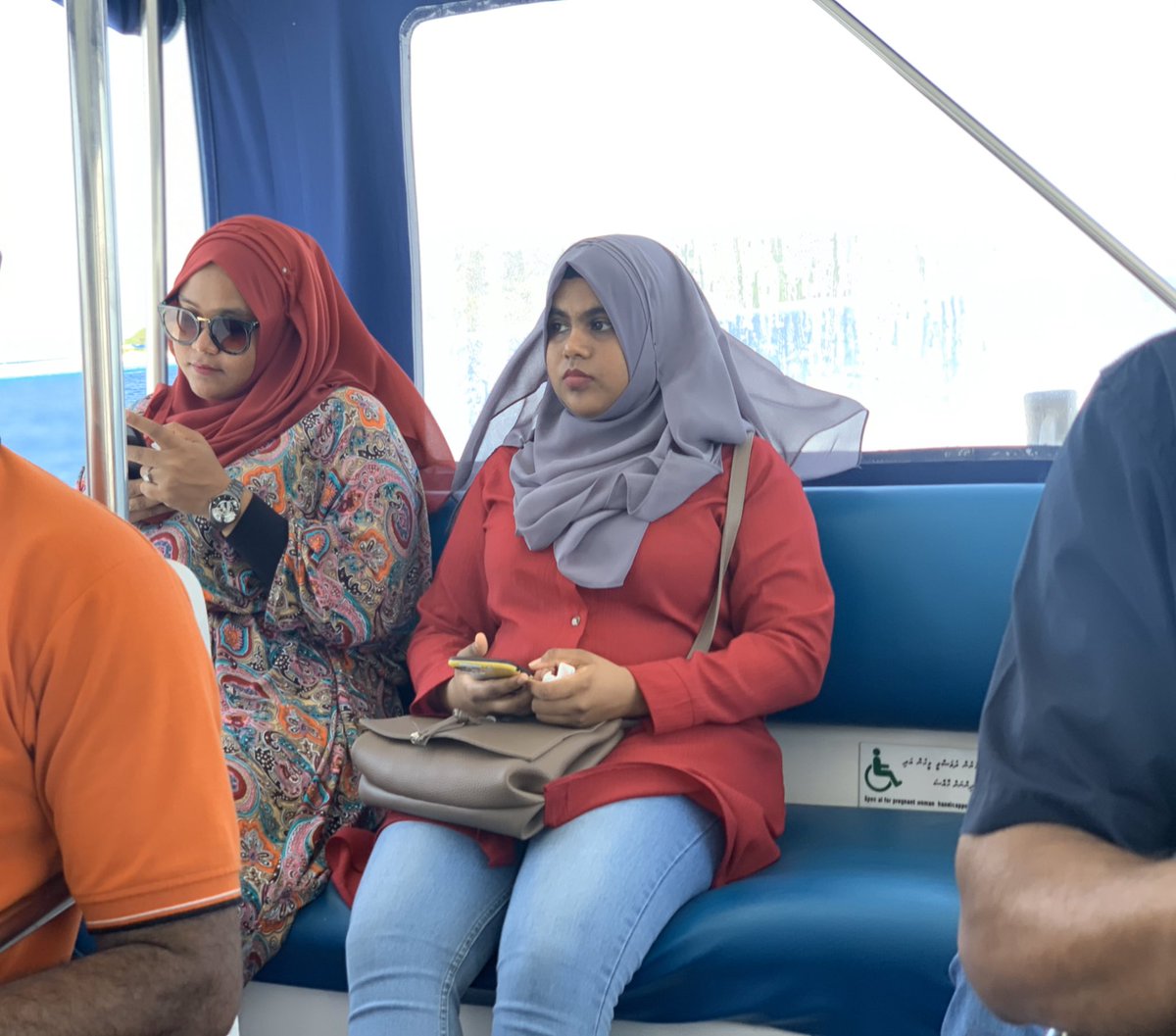 mrsays_'s tweet photo. Loanchuge ves fahathu seatun thehthirees percent kashavarukohffai. Fisaari kanbalun 👏 #VaavuAtoll https://t.co/nvYLBbSInj