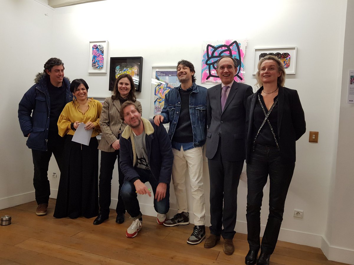 NMarguerat's tweet photo. Vernissage de l'exposition "Off the wall" à la galerie Exit Art Contemporain avec les oeuvres de 7 street-artistes en présence de #Chanoir #Nasty et #Debens
Jusqu'au 29 février 2020
#peinture #art #culture #StreetArt #artcontemporain #viedequartier #artiste #BoulogneBillancourt https://t.co/z5mW1E7PDr