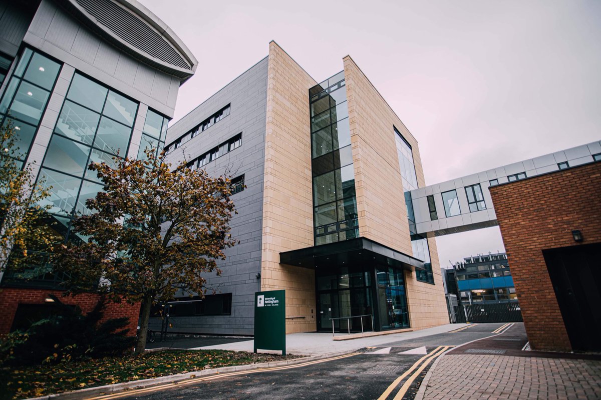 CBSExp's tweet image. This time two years ago the @GFTomlinson team took possession of the #CBSExpansion site, ready for construction of a state-of-the-art facility which now houses vital research into serious diseases including cancer  @UoNCapProj @UoNCancerCentre #lookingback