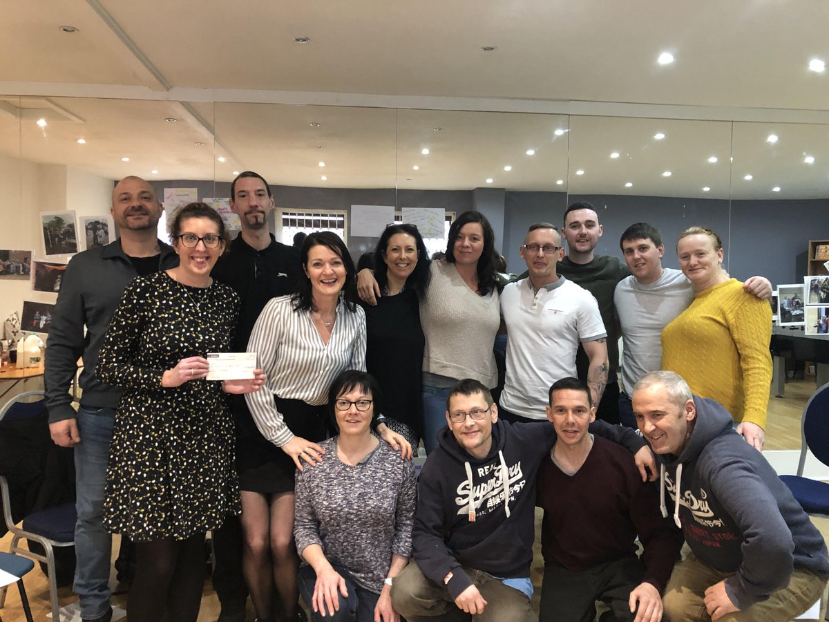 Blunts #Solicitors team taking time out to meet and chat with #ROAR residents whilst delivering fundraising collected in 2019 bluntssolicitors.co.uk/roarsome-fundr… #macclesfield #localcharity #reachoutandrecover