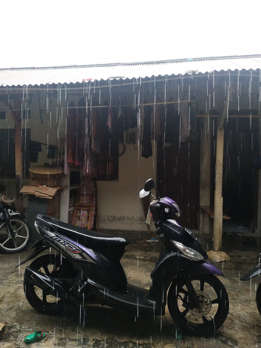trabonson's tweet photo. Alhamdulillah hujannya Awet banget dan membuat orang nyenyak tidur
Meskipun membawa banjir 😁
@MahesaTiwi @TheArieAir @maspiyuuu @mochamadarip @Bro_3di3n @Mu_Nawir_ https://t.co/E0UInFo7nD