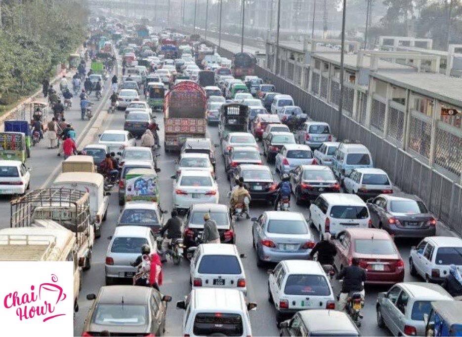 ChaiHour_'s tweet photo. LAHORE!!! Yes its match day today so please look out for traffic updates before choosing your route. Traffic jams could actually ruin your day so watch out!

Let's hope Pakistan wins 💚
#PakVsBan
#MatchDay https://t.co/EwRZMZdt2D