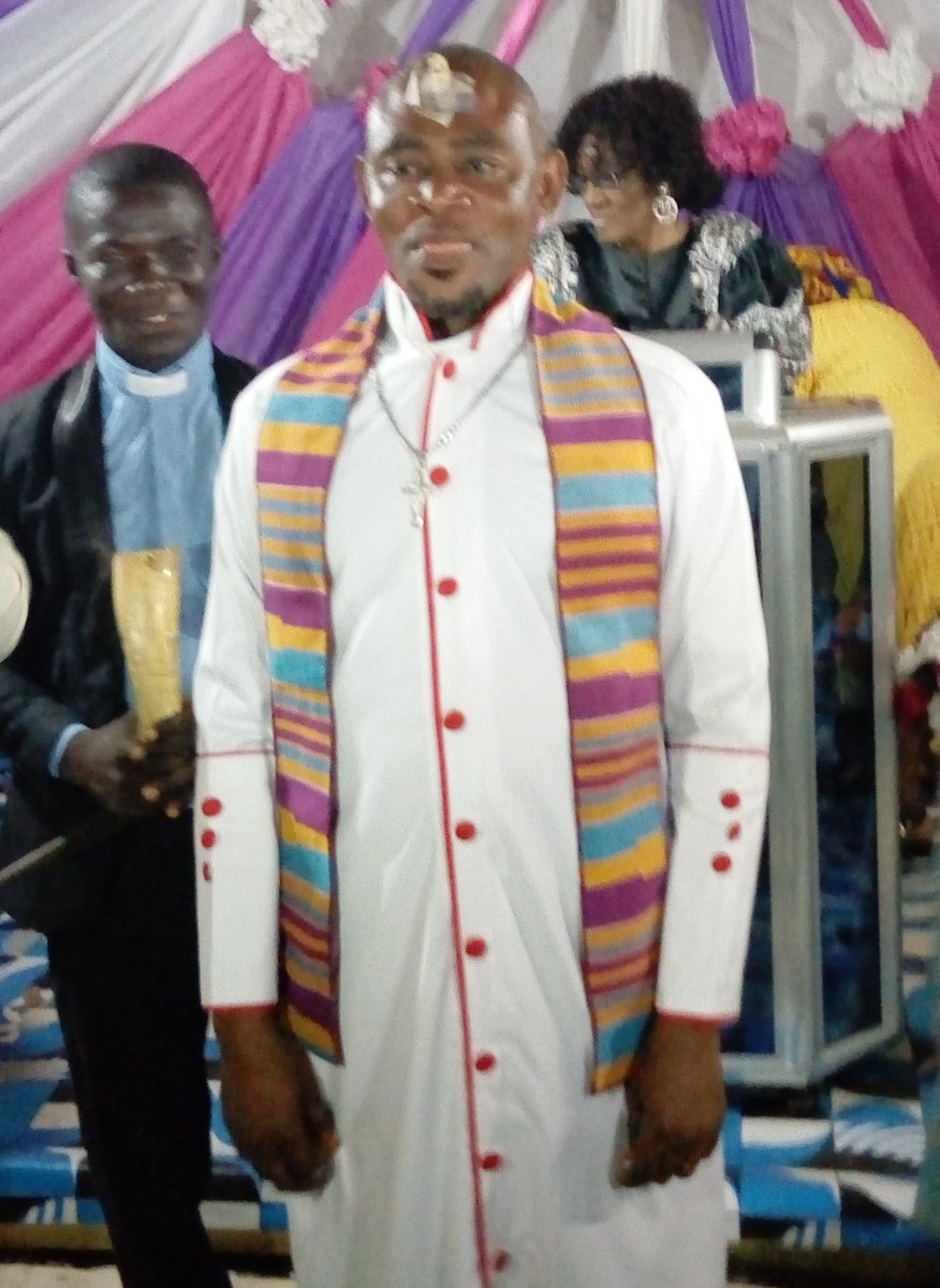 apamone's tweet photo. From Prophet to Apostle. Has not been an easy journey but God has been faithful. Call him Apostle Williams Adjei (Camp One). May God continue to fortify you. The prophecy was, you will takeover the whole of Prestea. 🙏🙏🙏
#CampOne
#TheBest https://t.co/r588RDTA1K