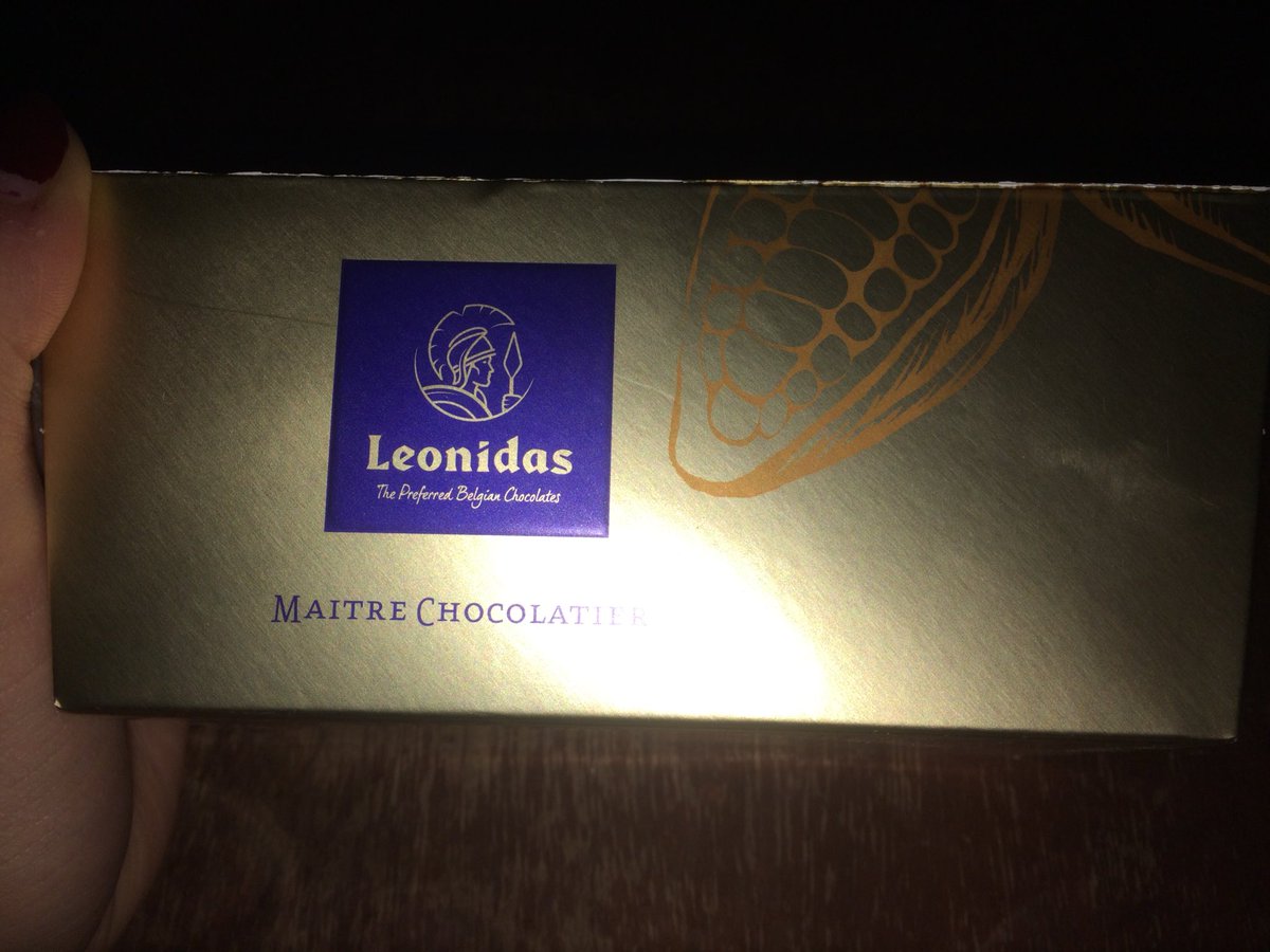 JulieOR76023902's tweet photo. Day 90/100 Best chocolates ever #100sonas #lovely https://t.co/6jtlAlGqZC