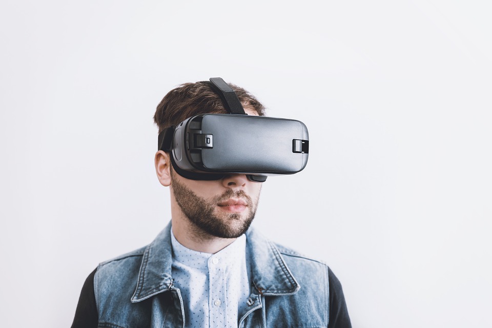 ITLCOxford's tweet photo. 💡Create your own virtual reality with Unity. Last places available. Monday 28 January 14:00 - 17:00  Book here https://t.co/sJYhrbeIRV #VirtualReality #Oxford #OxfordStudent https://t.co/JkHHdl4egq