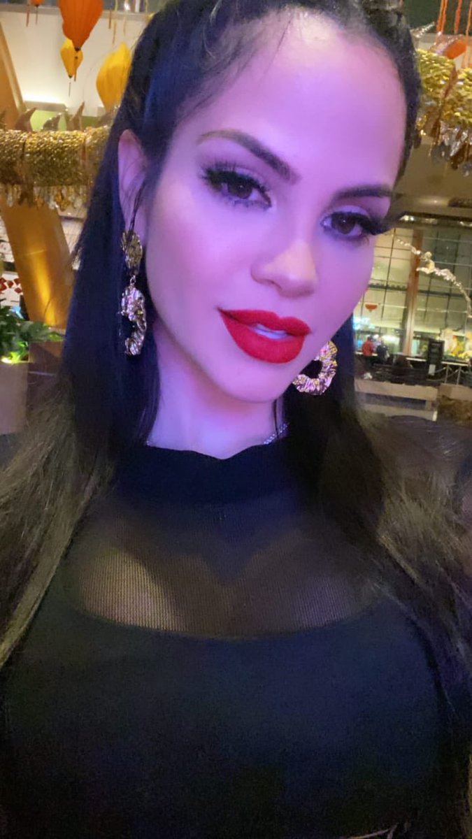 NattiNatasha's tweet photo. #LasVegas 🤤🥰 https://t.co/jp7nI4riPk