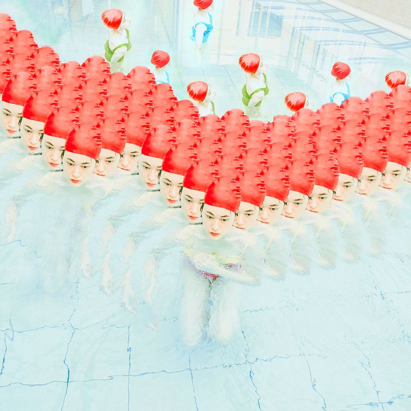 Jugando con colores vibrantes y sobresaturados
Andrea Koporova | Game 
más en cocteldemente.com/andrea-koporov…