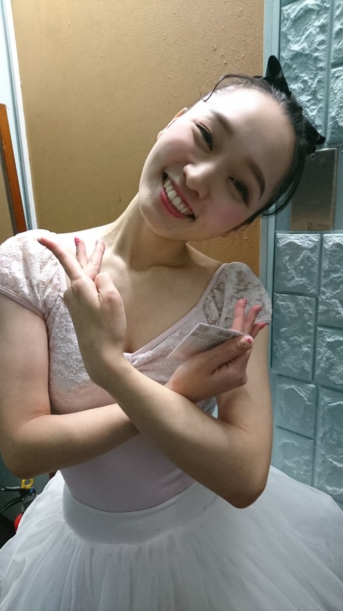 R 1グランプリ 大阪新喜劇からの参戦 バレエ大好き芸人 ｆグループからｄグループへ移動となりました 松浦景子 R1ぐらんぷり