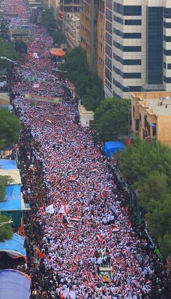 TariqElham_'s tweet photo. عراق کې د امريکايي ځواکونو ضد لاريونونه پيل شوي دي.
لاريون کوونکي وائي چې يرغل ځواکونو دې دا خاوره پريږدي! https://t.co/D8kuvhe8FQ