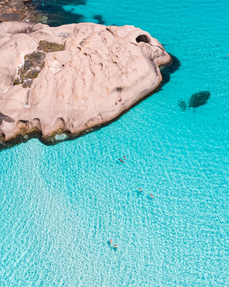 jaimenhudson's tweet photo. Twilight Swimming Pool 🍉
.
#ocean #turquoise #droneoftheday #fromwhereidrone #thisiswa #beach #drone #tones #Lr_Earth #earthpix #earthfocus #djiglobal #dronestagram #iloveaustralia #Lr_Light #sunnydays #swell #Esperance https://t.co/g0QC50fnfN