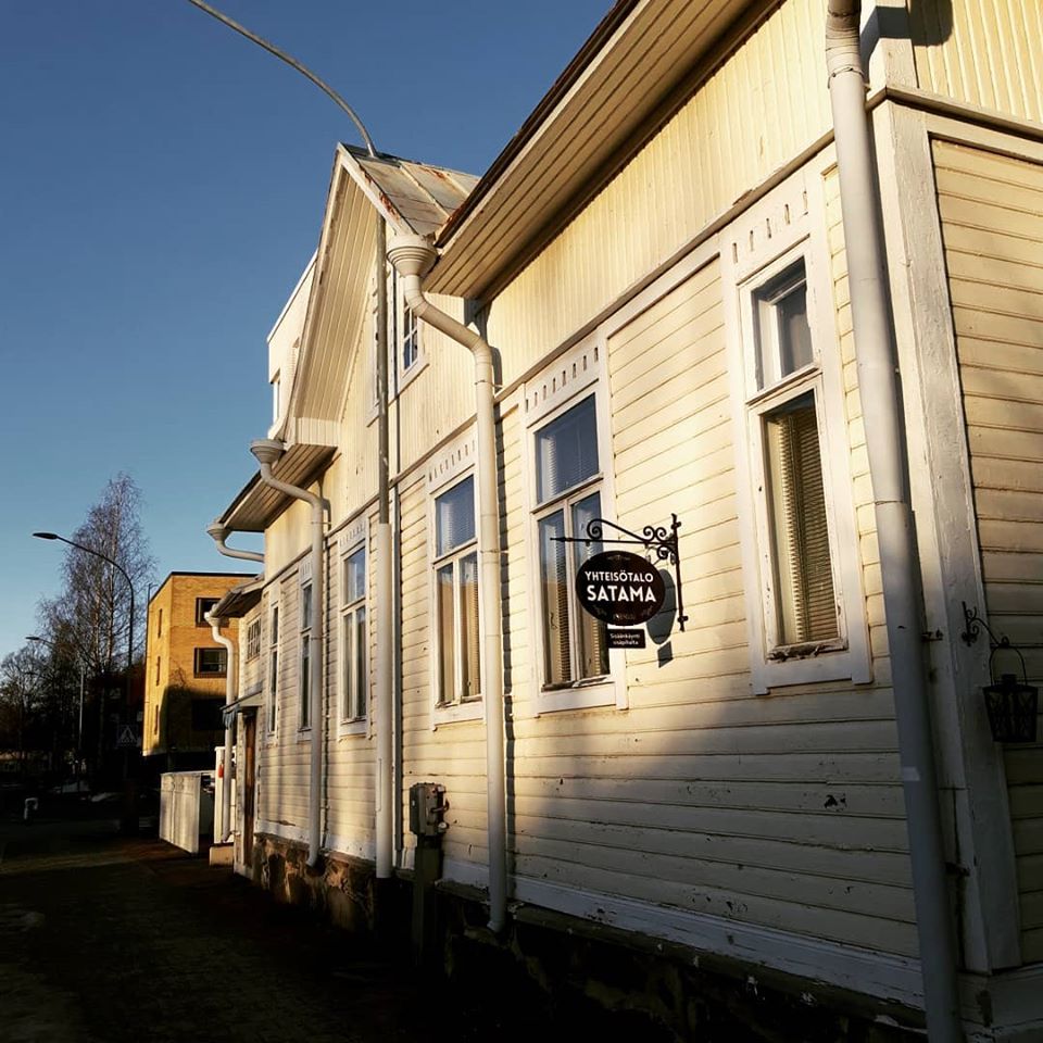 active_history's tweet photo. Colleagues from the Hilma Museo in Joensuu (Finland) in the framework of our project held storytelling workshop "Tales of Pielisjoki."
The next workshop in Joensuu is scheduled for February 6 at Eno Library.
https://t.co/qlsWRT0VjV
#InterActive_History #kareliacbc #utra https://t.co/KEP8e68rh7