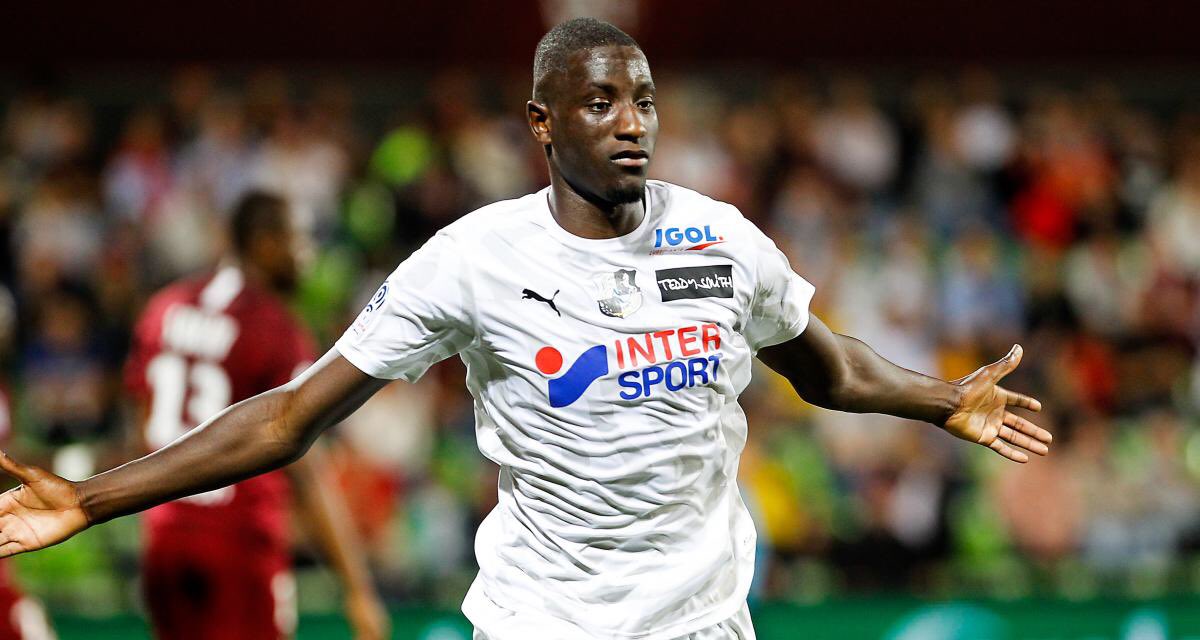 West Ham are in talks with Amiens to sign forward Sehrou Guirassy on loan until the end of the season. (Sky Sports). #WHUFC