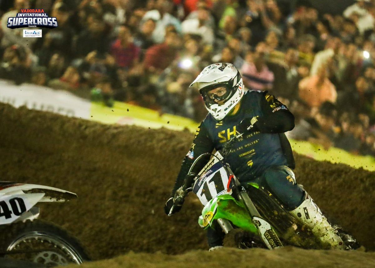 VSupercross's tweet photo. Georgey Gusev this lad from Russia   at Vadodara Supercross rode for Team PTSI in a different style and speed keeping his competitors on throttle mode. #vadodarasupercross #feelalive #aashansports ,@punesupercross @lilleriagroup2 @fmsci @TVS_Racing @redbullindia @oakley https://t.co/r4gI79yDGr