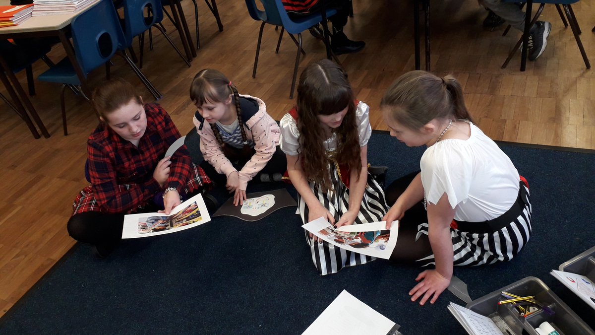 GlanYrAfonPS's tweet photo. #dosbarthharlech #Talk21 We are debating "It is ok to steal" using persuasive sentence openers #deepeningthinking https://t.co/KL1vP7y1wh