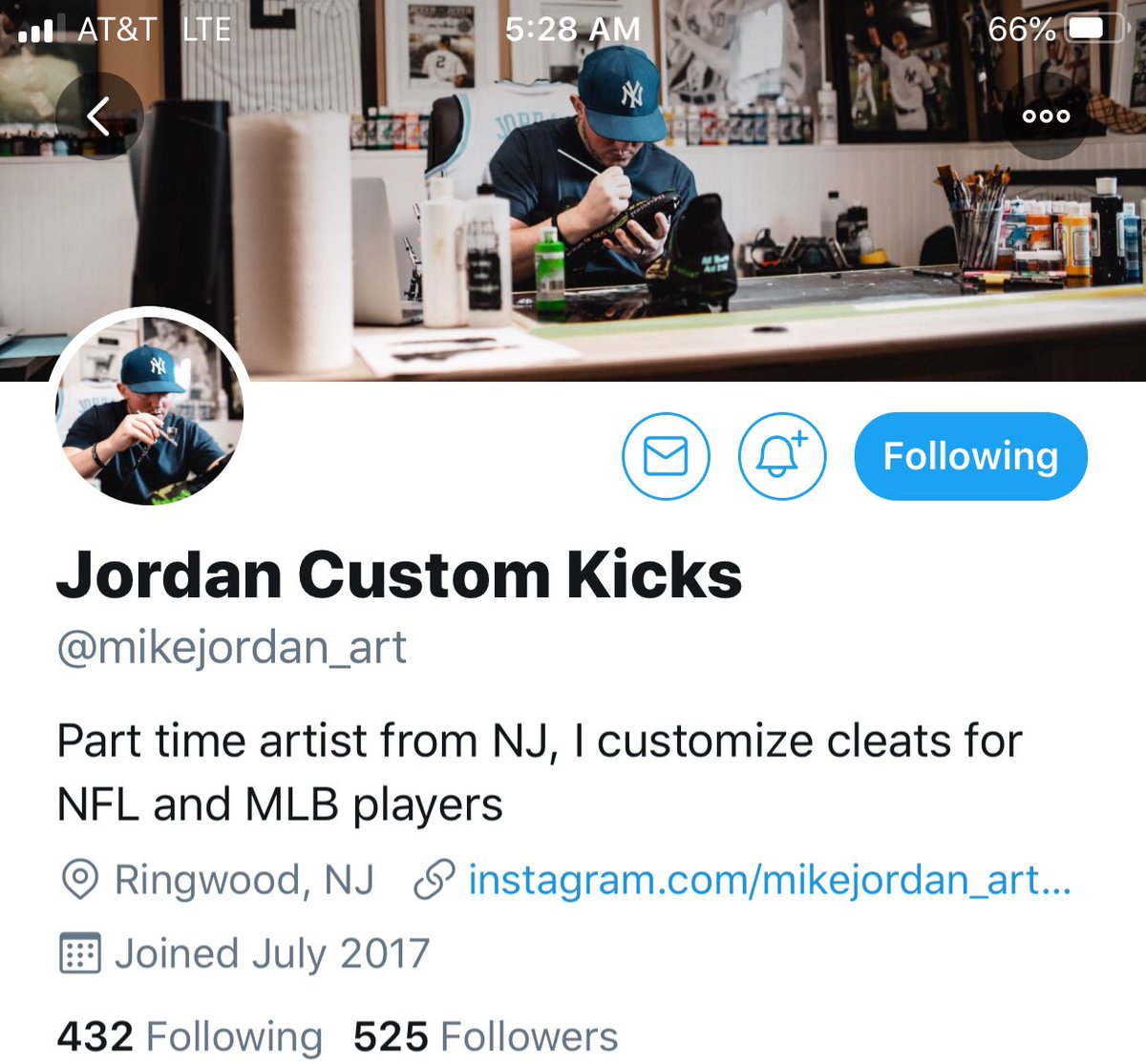 JLynnJacobs's tweet photo. @garyvee @davidrocknyc do you guys know about this amazing #Jersey guy @mikejordan_art just saw on him on @CBSNewYork i’m sure he’d love to do a pair #positive custom kicks for Gary #makeanASKofyourself #garyveechallenge https://t.co/6FSMY9Afi7