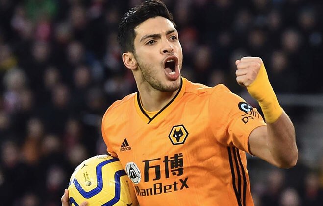 UtdCandour's tweet photo. In 64 appearances for Wolves in the league, Raul Jimenez has contributed towards 37 goals. We could of bought him for 30million in the summer🤯 #MUFC #GGMU https://t.co/WrjiXBAydl