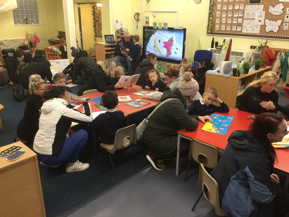 LittlemeadEYFS's tweet photo. Reception enjoyed hearing and sharing story books with their parents in morning work today. #reading #eyfs #storytimes #learningisfun https://t.co/oFOn6wp6A5