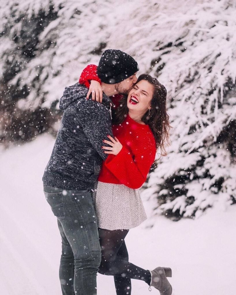 Rasmlar sevgi. Зимняя фотосессия пары. Любовь зимой. Зимний поцелуй. Влюбленные зима.