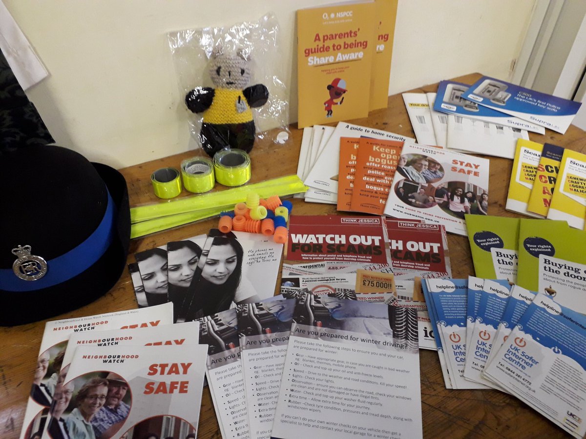 SouthLakesPol's tweet photo. Community Drop In / Police Desk
Parish Rooms Great Urswick 
10.00 - 12 noon today
#securityadvice
#ruralconcerns https://t.co/GYNAnZwbS6