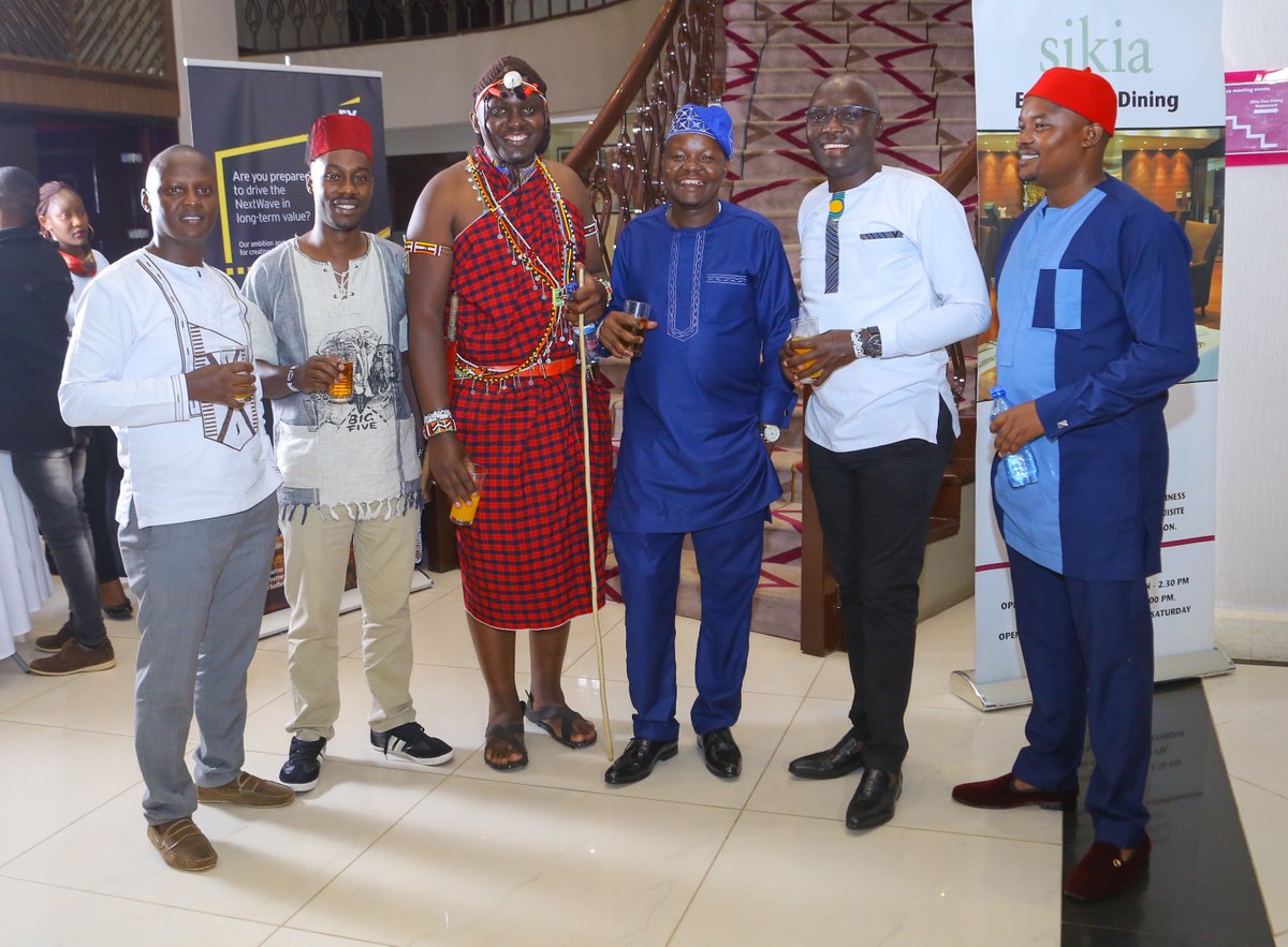 dlightKE's tweet image. They say the way you dress is the way you greet the sun and the stars #dlightfulFridays #FridayMotivation