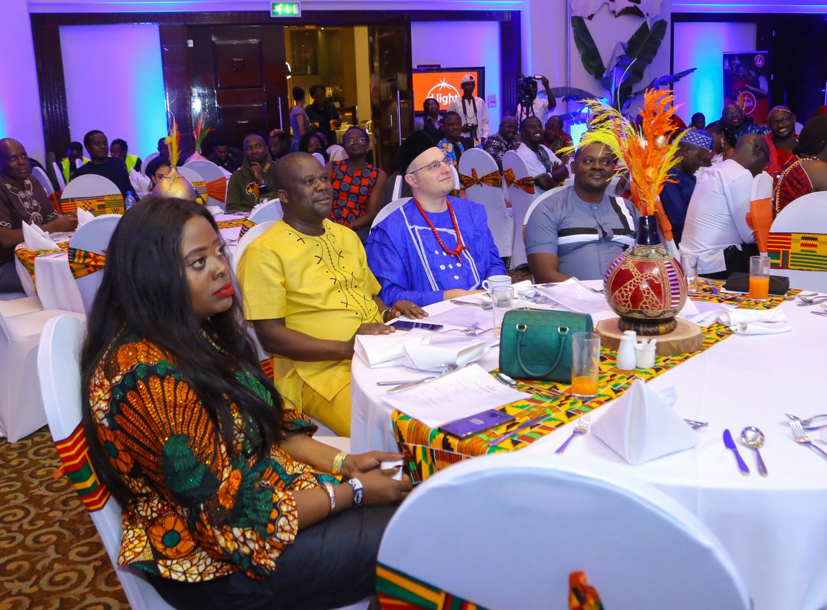 dlightKE's tweet image. They say the way you dress is the way you greet the sun and the stars #dlightfulFridays #FridayMotivation