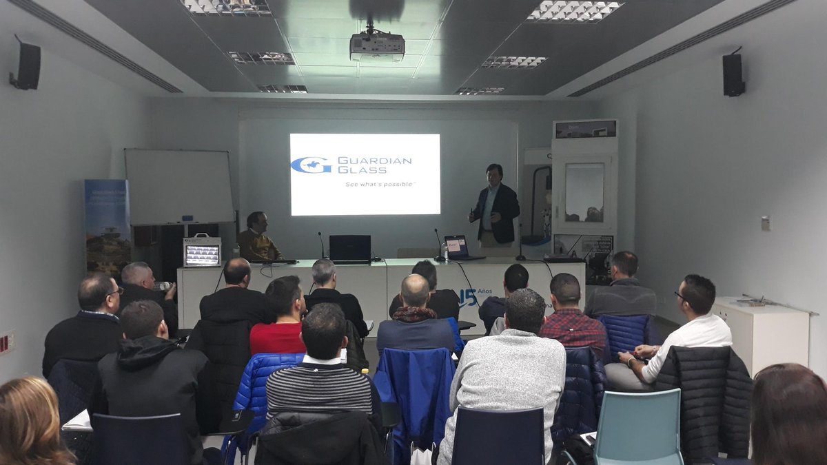 Guardian Spain tweet media