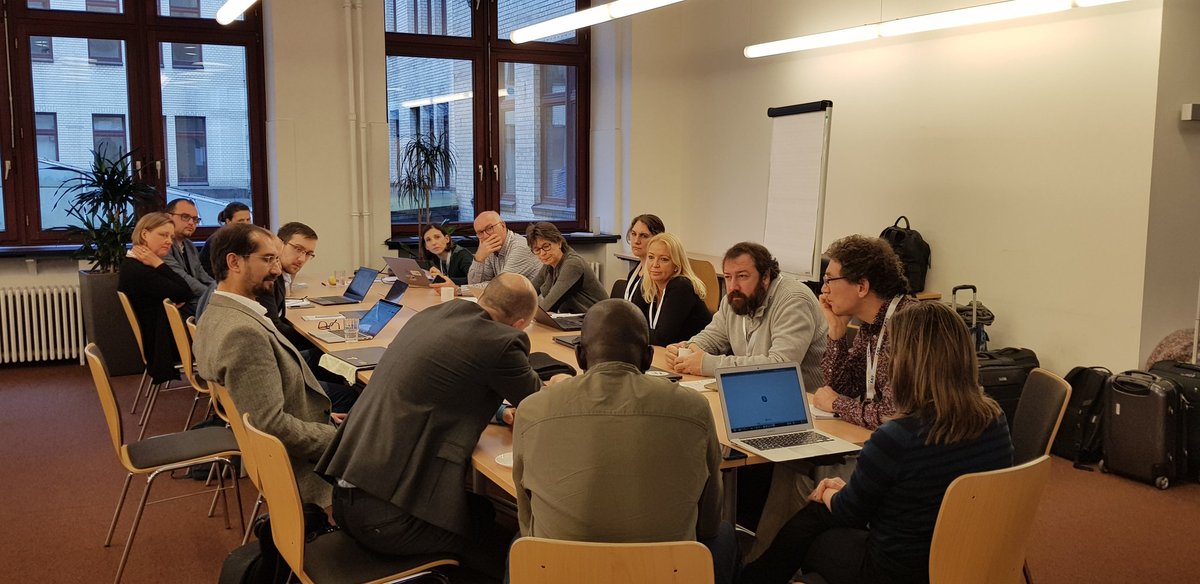 GOFAIRofficial's tweet photo. Day 2 of our 2nd IN Meeting got off to a good start: Our participants split up in small groups to discuss topics, such as distributed learning on federated data, #FAIRdata objects, #datastewardship competences, semantic interoperability, go change &amp; discoverability. #INsGOFAIR20 https://t.co/BxRxbVFrP1