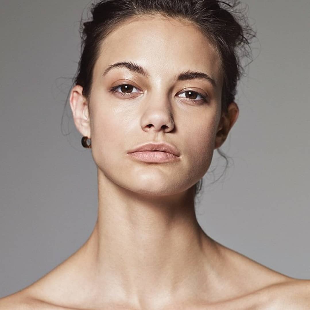 lacravater0uge's tweet photo. #neckfetish
#neckmodel https://t.co/hU3iNsQKDG